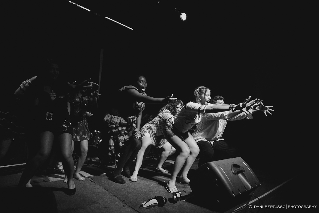 Fotografia Debutante - Festa de 15 Anos a fantasia – Fotografia de 15 Anos - Fotografia de Casamento - Fotógrafa de Casamentos e Família em SP - Dani Bertusso - Espaço Octo Street - Pub Vila Madalena