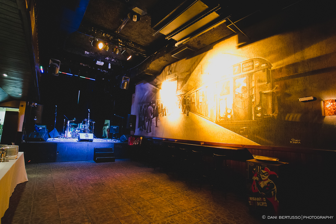Fotografia Debutante - Festa de 15 Anos a fantasia – Fotografia de 15 Anos - Fotografia de Casamento - Fotógrafa de Casamentos e Família em SP - Dani Bertusso - Espaço Octo Street - Pub Vila Madalena