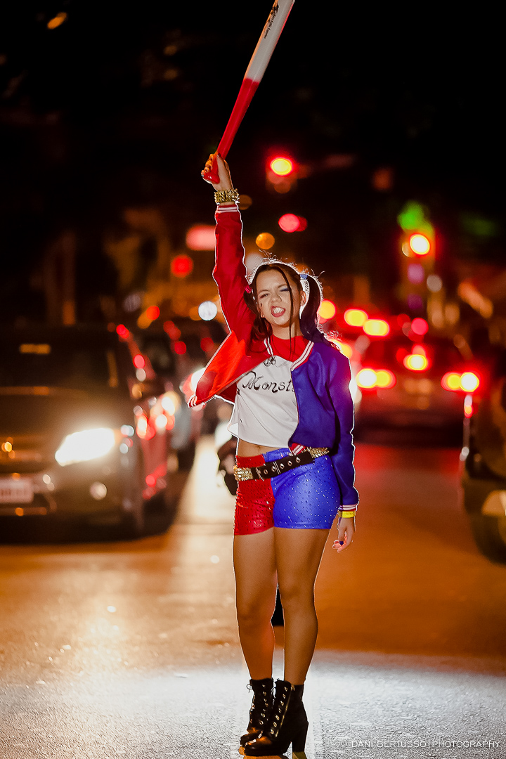 Fotografia Debutante - Festa de 15 Anos a fantasia – Fotografia de 15 Anos - Fotografia de Casamento - Fotógrafa de Casamentos e Família em SP - Dani Bertusso - Espaço Octo Street - Pub Vila Madalena