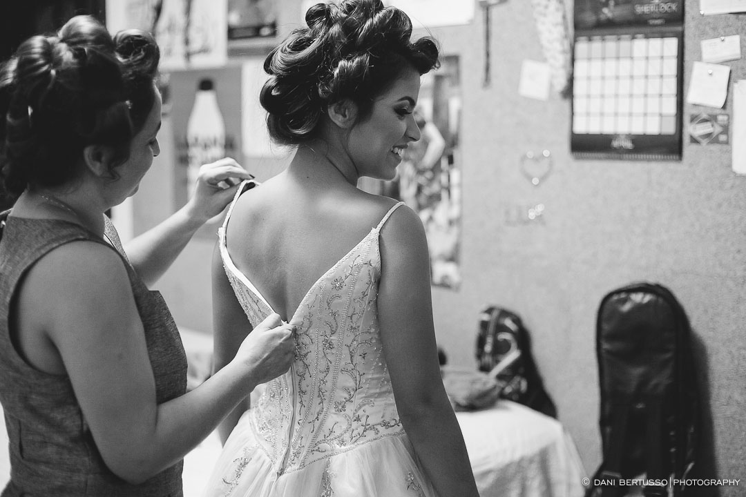 Fotografia Debutante - Festa a fantasia – Fotografia de 15 Anos - Fotografia de Casamento - Fotógrafa de Casamentos e Família SP - Dani Bertusso - Espaço Oscar Freire - Buffet Morenos São Paulo