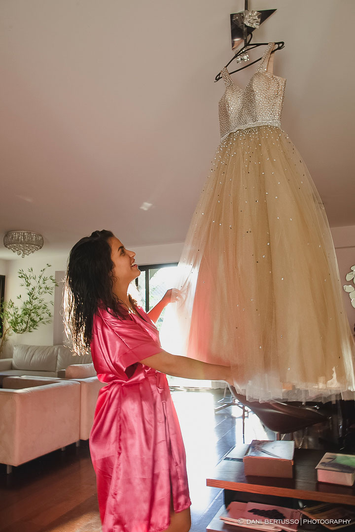 Fotografia Debutante - Festa a fantasia – Fotografia de 15 Anos - Fotografia de Casamento - Fotógrafa de Casamentos e Família SP - Dani Bertusso - Espaço Oscar Freire - Buffet Morenos São Paulo