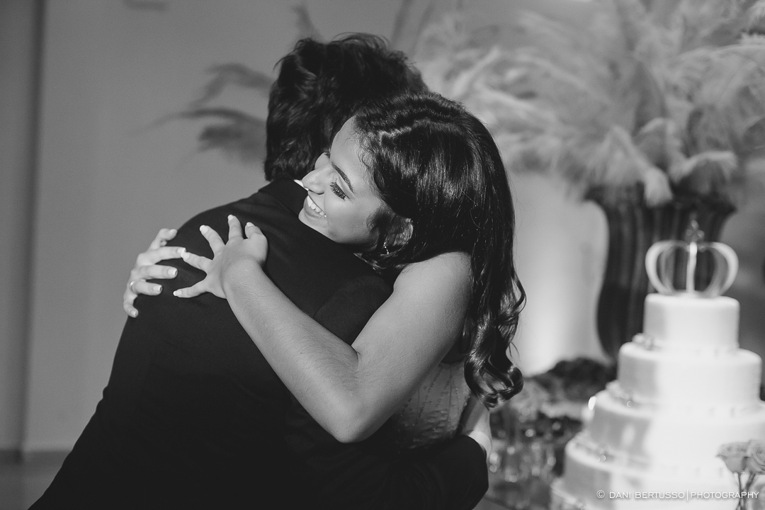 Fotografia Debutante - Festa a fantasia – Fotografia de 15 Anos - Fotografia de Casamento - Fotógrafa de Casamentos e Família SP - Dani Bertusso - Espaço Oscar Freire - Buffet Morenos São Paulo