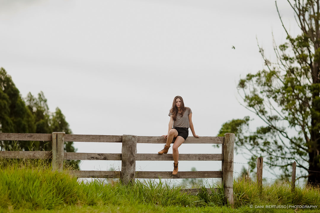Ensaio fotográfico Feminino – Fotografia de 15 Anos - Fotografia de Casamento - Sessão de fotos - Editorial de Moda - Fotógrafa de Casamentos e Família em SP - Dani Bertusso - Timburi