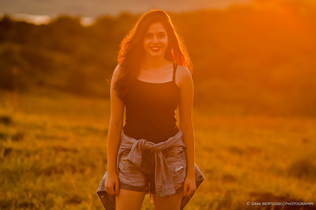 Ensaio fotográfico Feminino – Fotografia de 15 Anos - Fotografia de Casamento - Sessão de fotos - Editorial de Moda - Fotógrafa de Casamentos e Família em SP - Dani Bertusso - Timburi