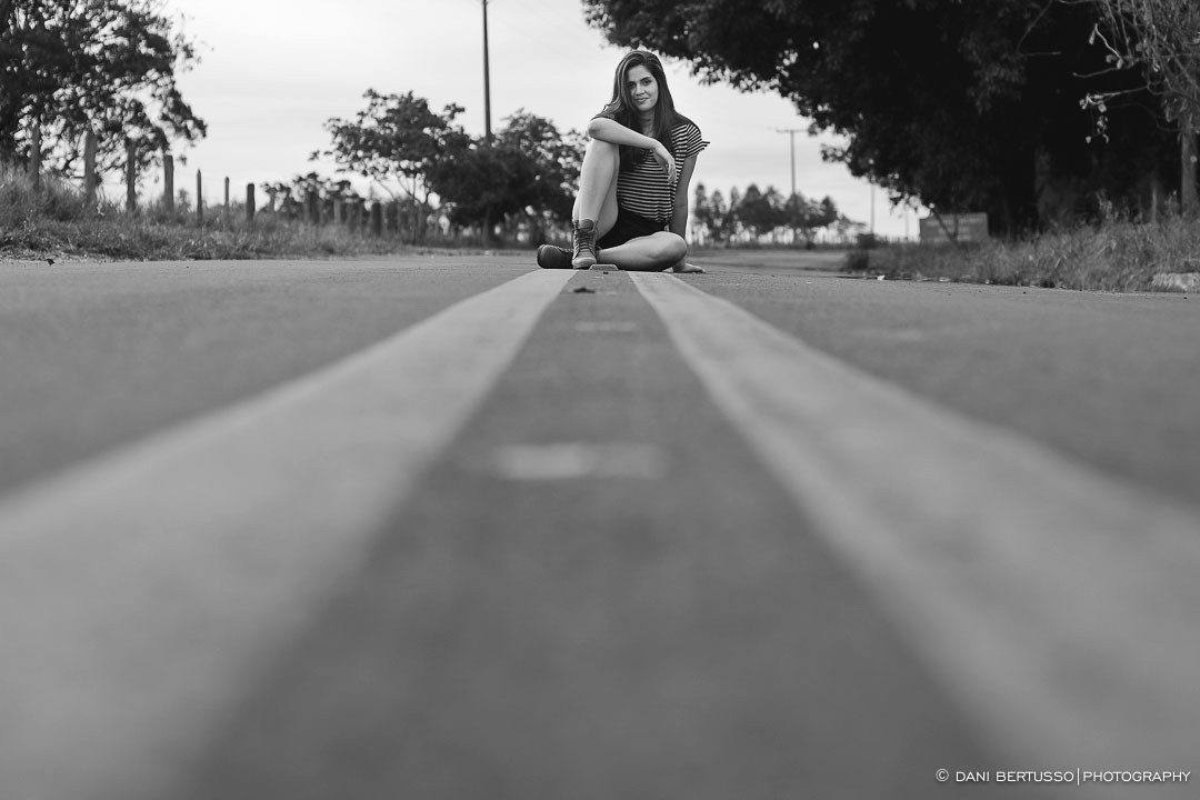 Ensaio fotográfico Feminino – Fotografia de 15 Anos - Fotografia de Casamento - Sessão de fotos - Editorial de Moda - Fotógrafa de Casamentos e Família em SP - Dani Bertusso - Timburi