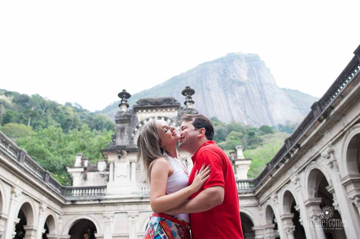 vensaio de casais, ensaio pré casamento, fotos pré wedding, pré wedding, parque lage, ensaio no parque lage, ensaio de casal no parque lage, ensaio na praia vermelha rj, ensaio na praia vermelha rio de janeiro, ensaio de casal na prai
