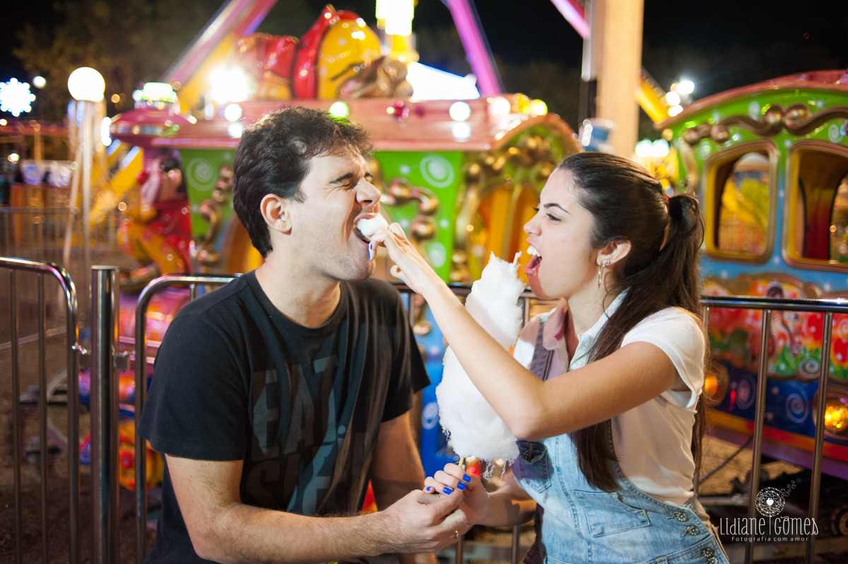 ensaio de casais, ensaio pré casamento, fotos pré wedding, pré wedding, parque de diversão, ensaio no parque, ensaio de casal no parque de diversao, casal e parque de diversao