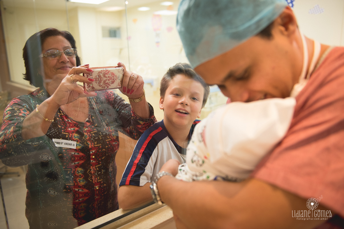 nascimento, fotografia de parto, parto, fotos de nascimento, fotos de nascimento em niterói, nascimento hospital cnh, hospital csh niterói
