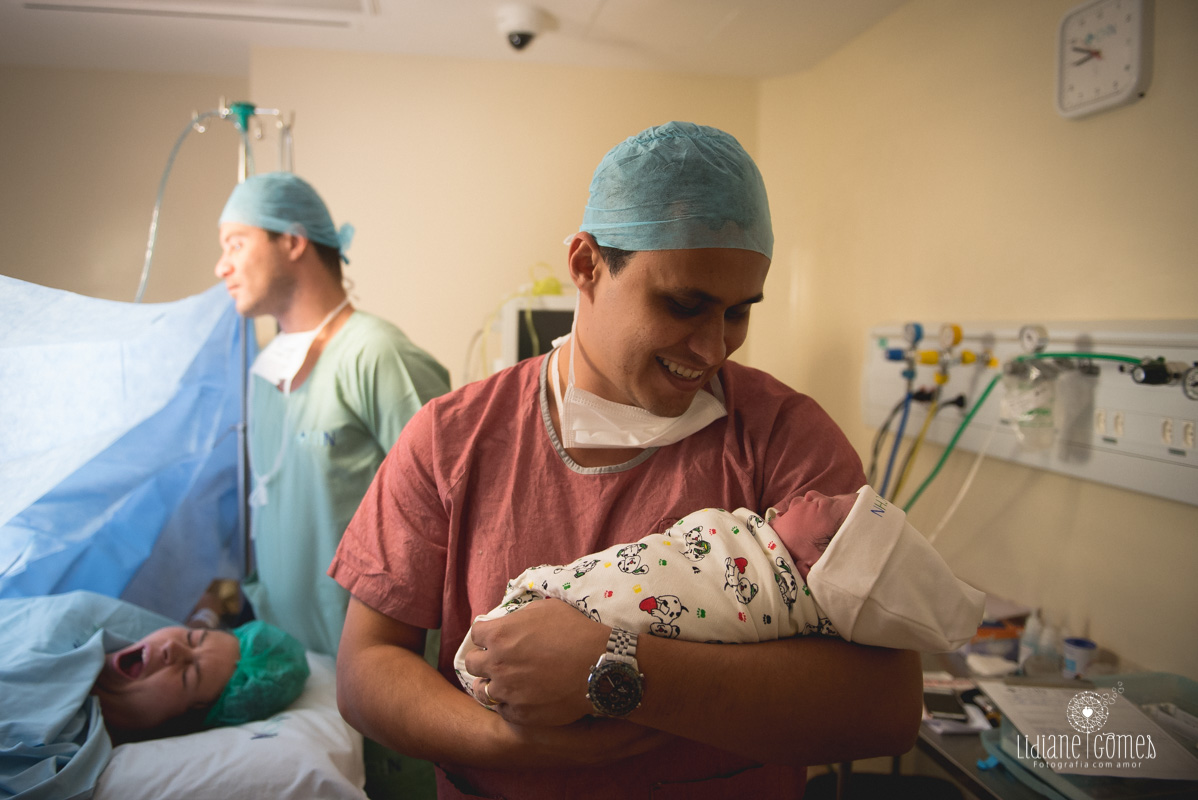 nascimento, fotografia de parto, parto, fotos de nascimento, fotos de nascimento em niterói, nascimento hospital cnh, hospital csh niterói