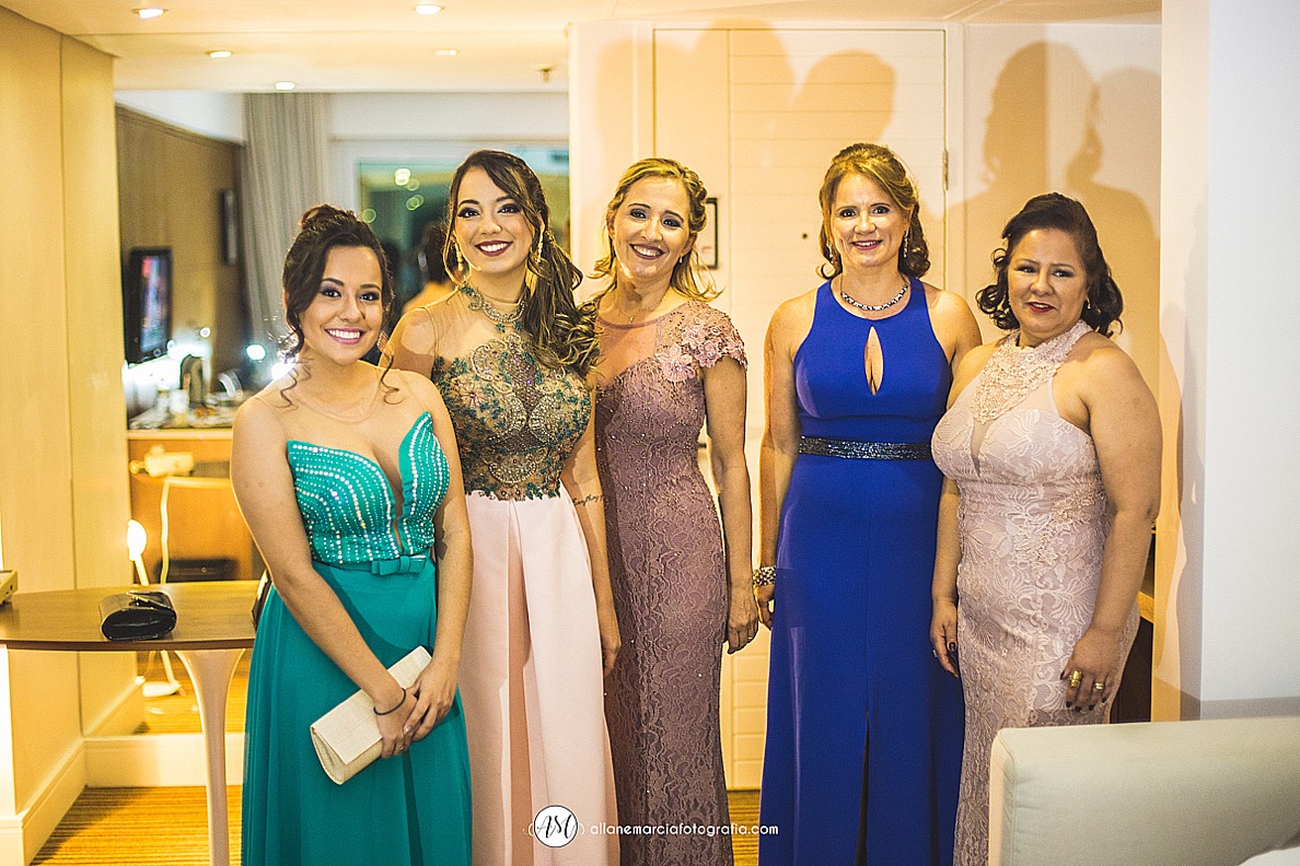 noiva com família
