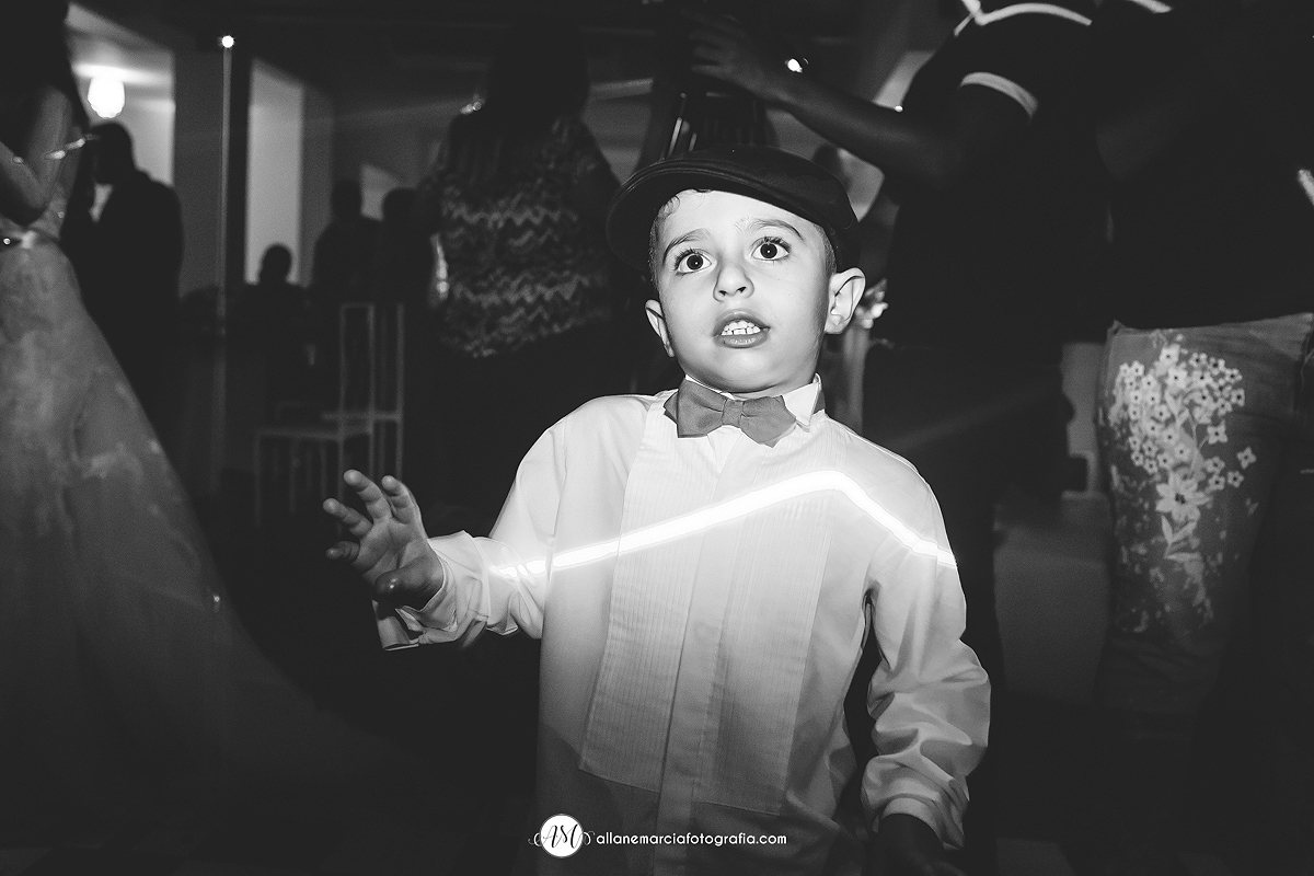 criança em casamento
