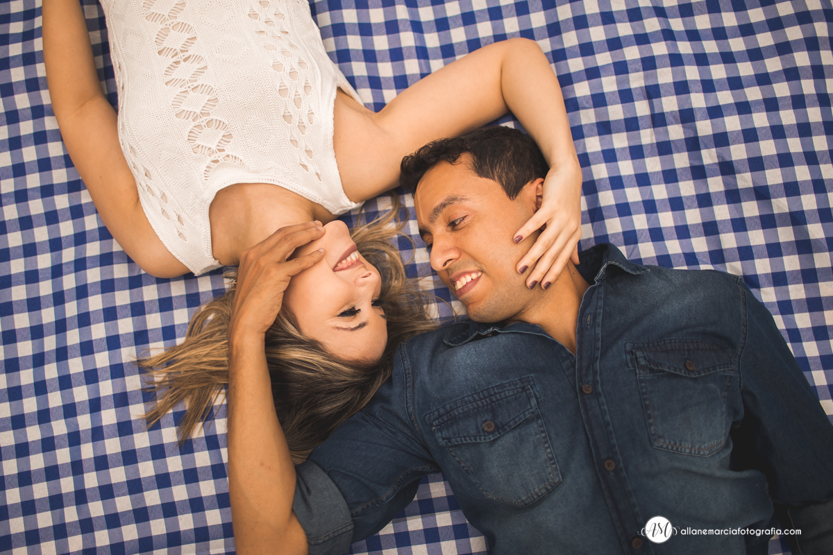 casal deitado