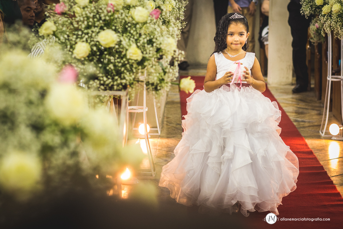 entrada da florista no casamento