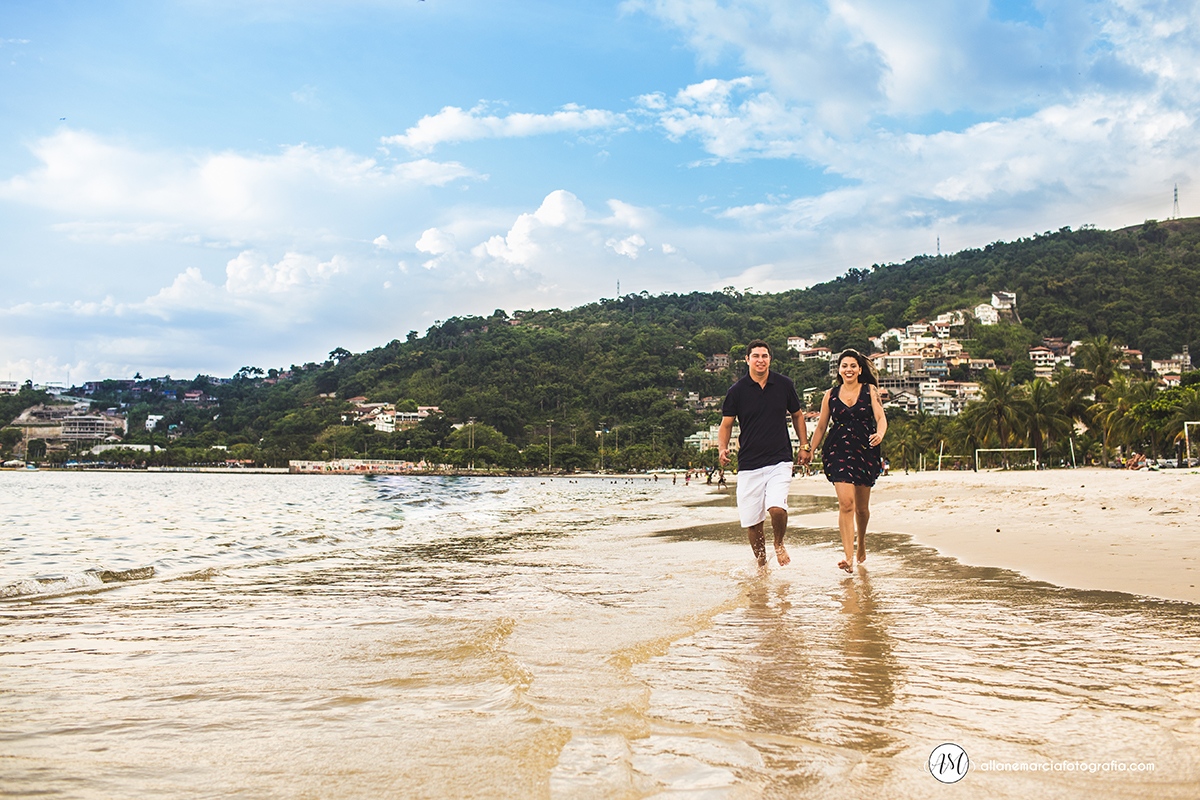 ensaio de casal na praia