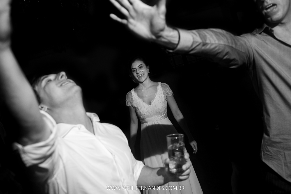 festa e alegria no casamento