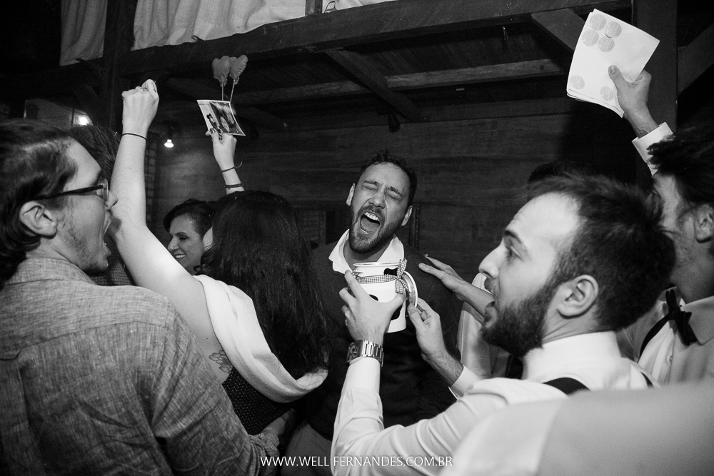 descontração na festa de casamento