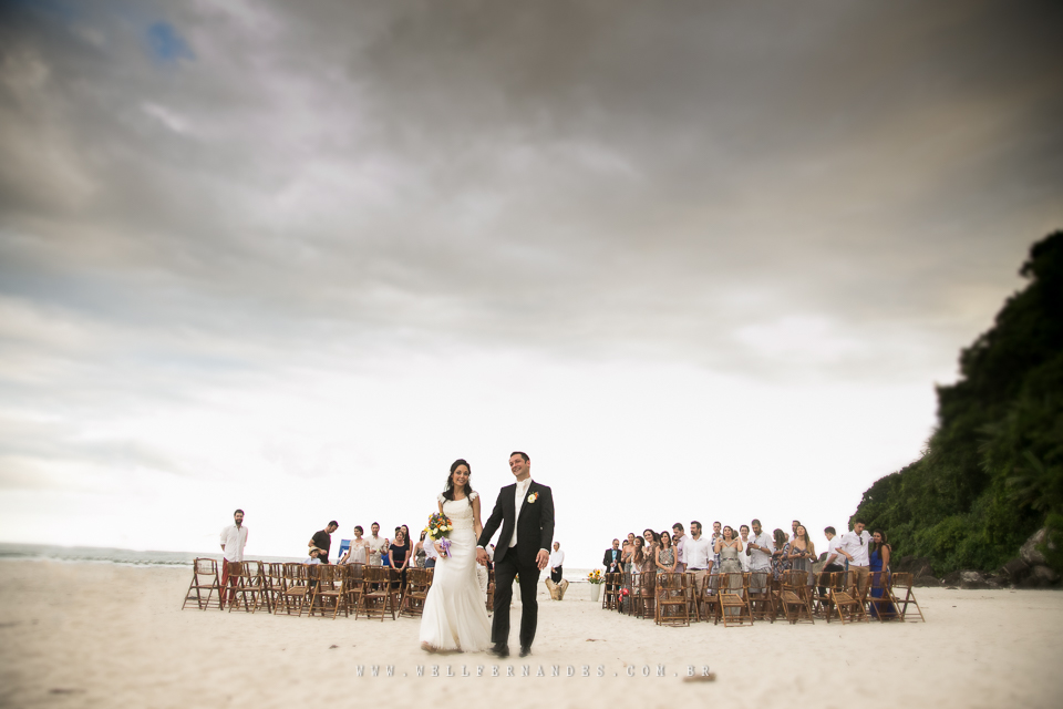 Casamento na praia - Pé na areia - Casar de dia