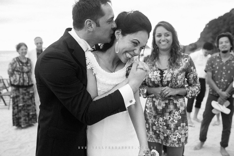 Casamento na praia - Pé na areia - Casar de dia