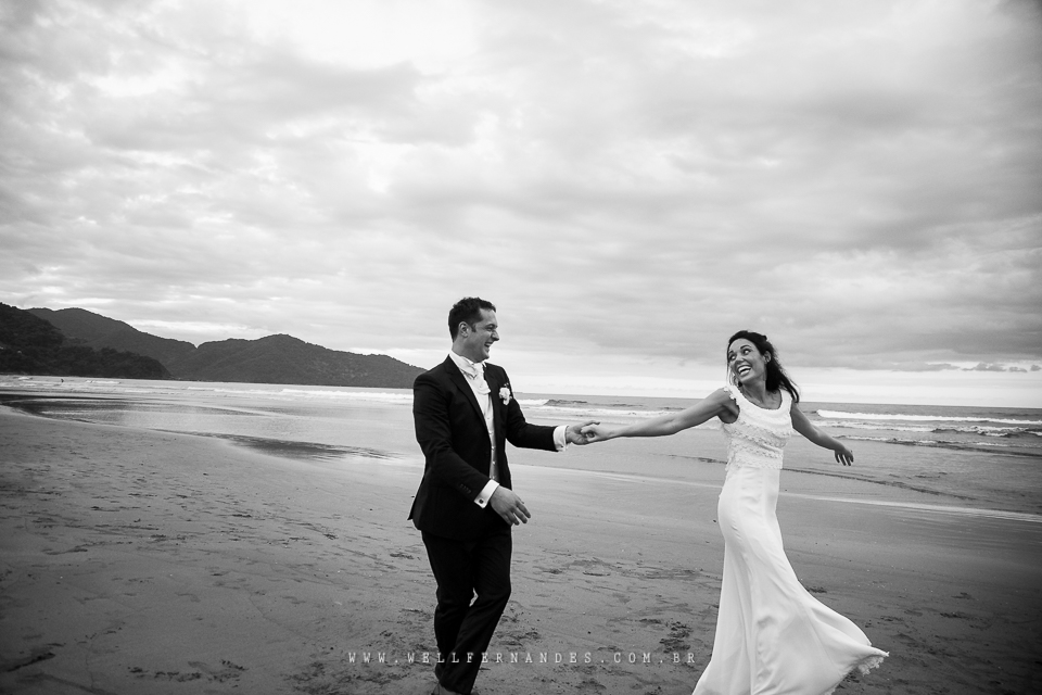 Casamento na praia - Pé na areia - Casar de dia