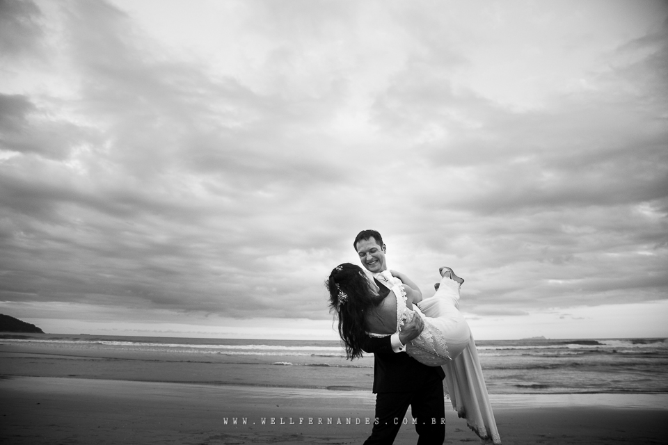 Casamento na praia - Pé na areia - Casar de dia