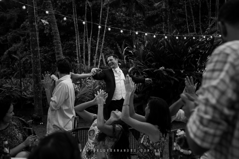 Casamento na praia - Pé na areia - Casar de dia