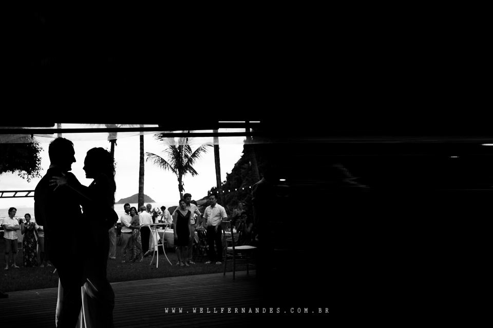 Casamento na praia - Pé na areia - Casar de dia