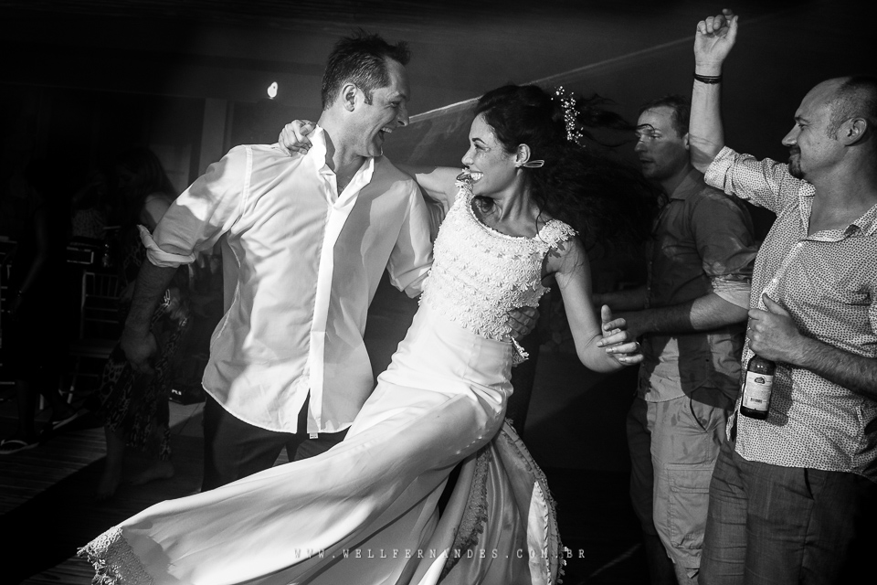 Casamento na praia - Pé na areia - Casar de dia