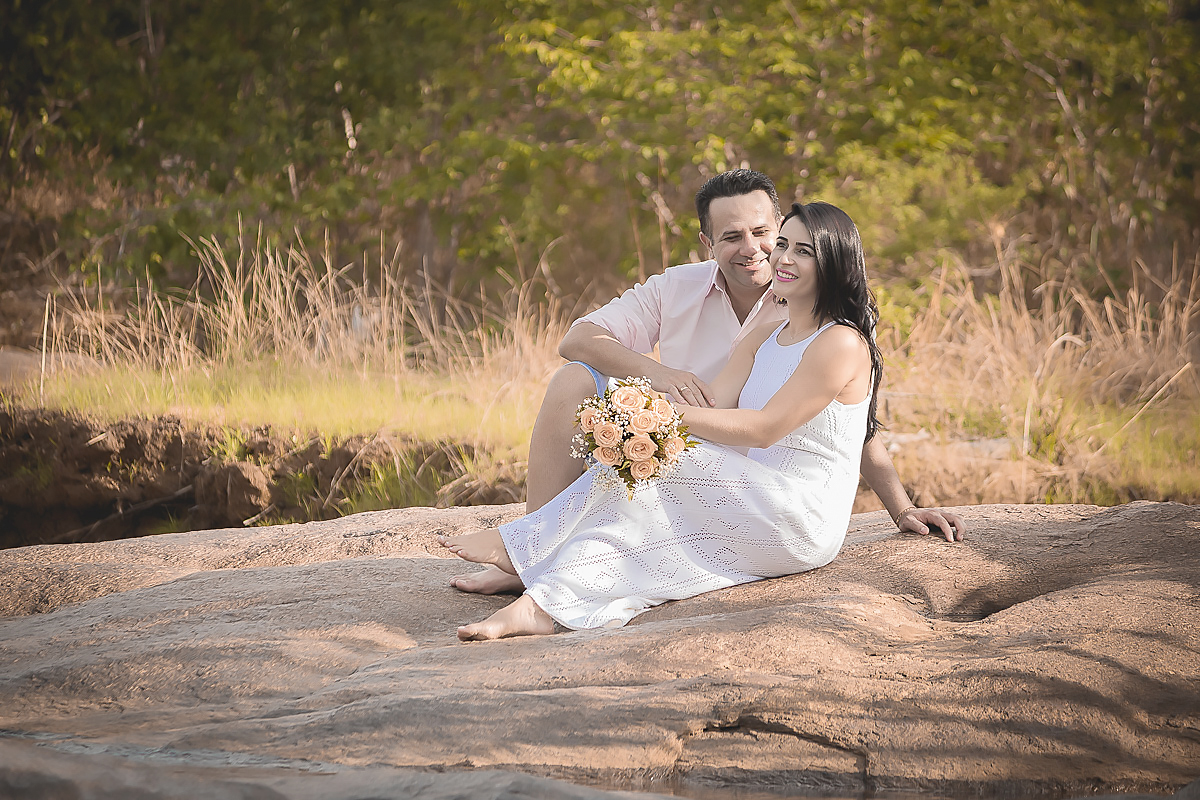 Ensaio cachoeira Pre Casamento Glênia e Fernando - Minaçu Goiás - Fotografia