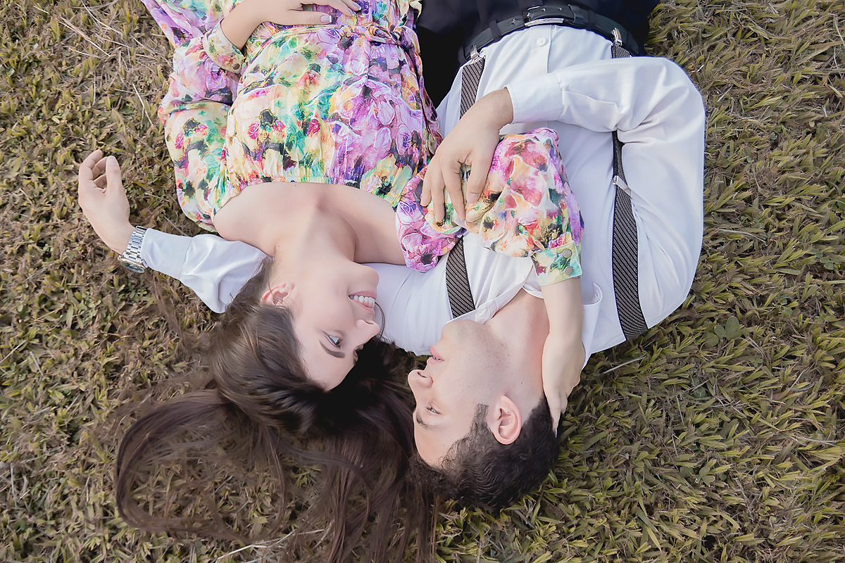 ensaio no campo - Rodrigo Braga fotografia Minaçu Goiás - gabriela e geovany