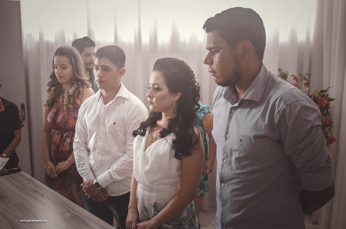 casamento-de-dia-ao-ar-livre-casamento-civil-trash-the-dress-annie-e-evandro-em-vilhena-ro-fotografado-por-gabriel-silvério-@gabrielsilveriofotografia-fine-art-brasil-casamento-tumblr-na-natureza