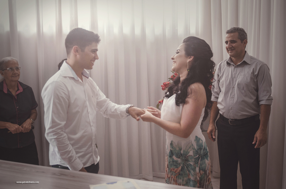 casamento-de-dia-ao-ar-livre-casamento-civil-trash-the-dress-annie-e-evandro-em-vilhena-ro-fotografado-por-gabriel-silvério-@gabrielsilveriofotografia-fine-art-brasil-casamento-tumblr-na-natureza