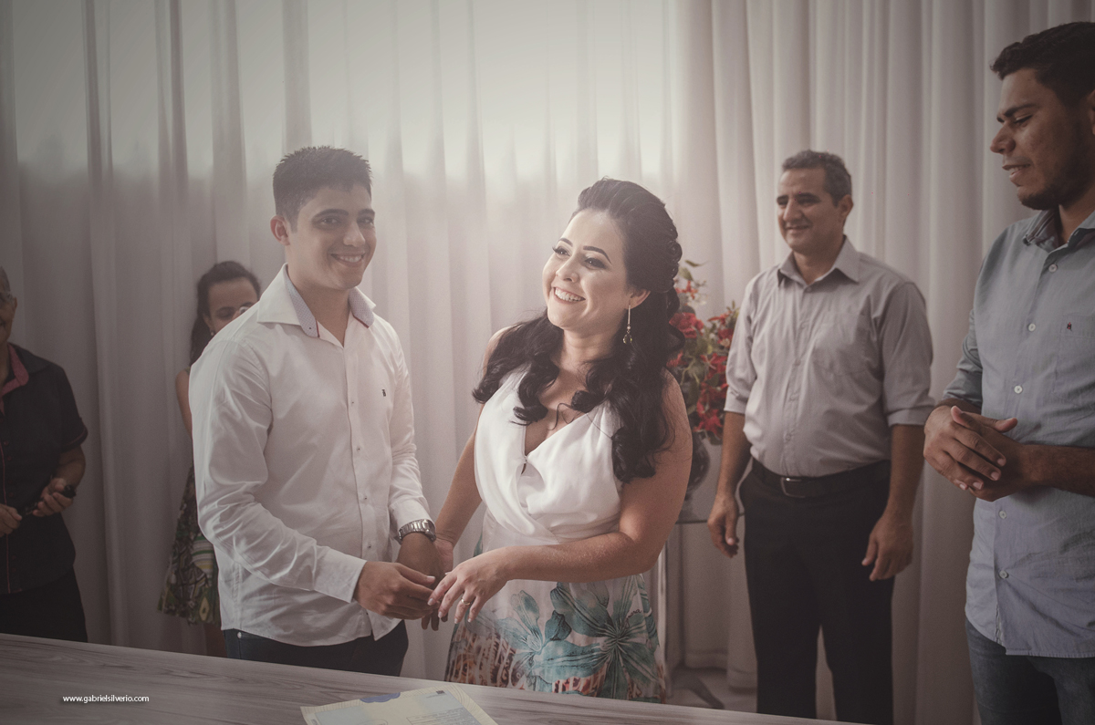 casamento-de-dia-ao-ar-livre-casamento-civil-trash-the-dress-annie-e-evandro-em-vilhena-ro-fotografado-por-gabriel-silvério-@gabrielsilveriofotografia-fine-art-brasil-casamento-tumblr-na-natureza