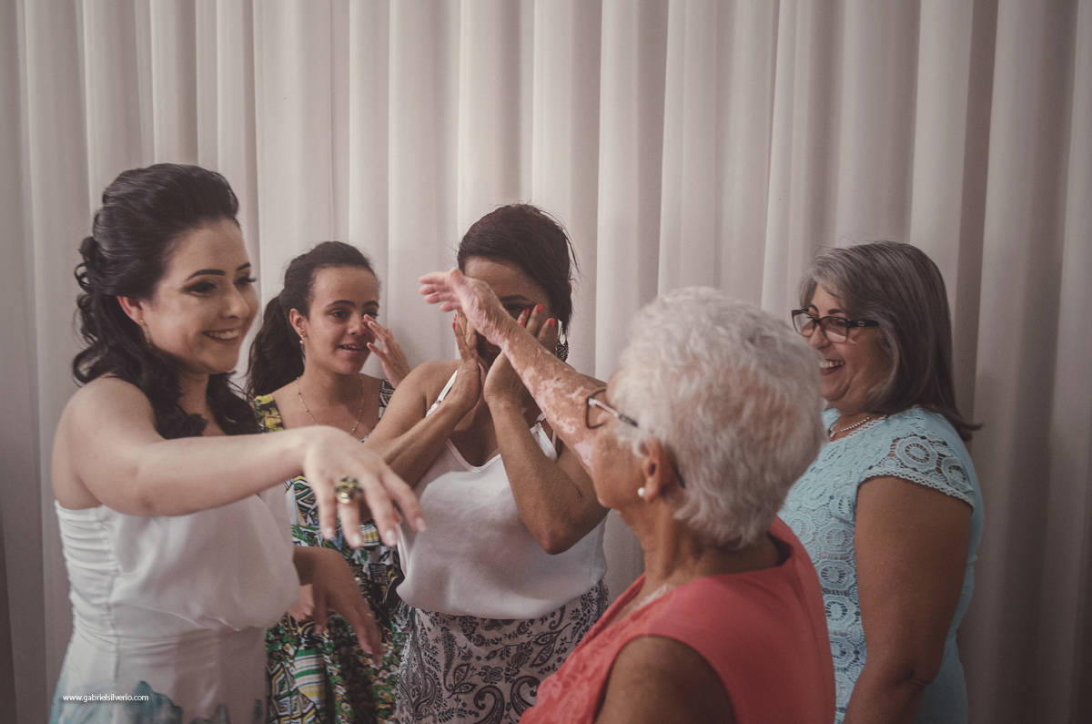 casamento-de-dia-ao-ar-livre-casamento-civil-trash-the-dress-annie-e-evandro-em-vilhena-ro-fotografado-por-gabriel-silvério-@gabrielsilveriofotografia-fine-art-brasil-casamento-tumblr-na-natureza