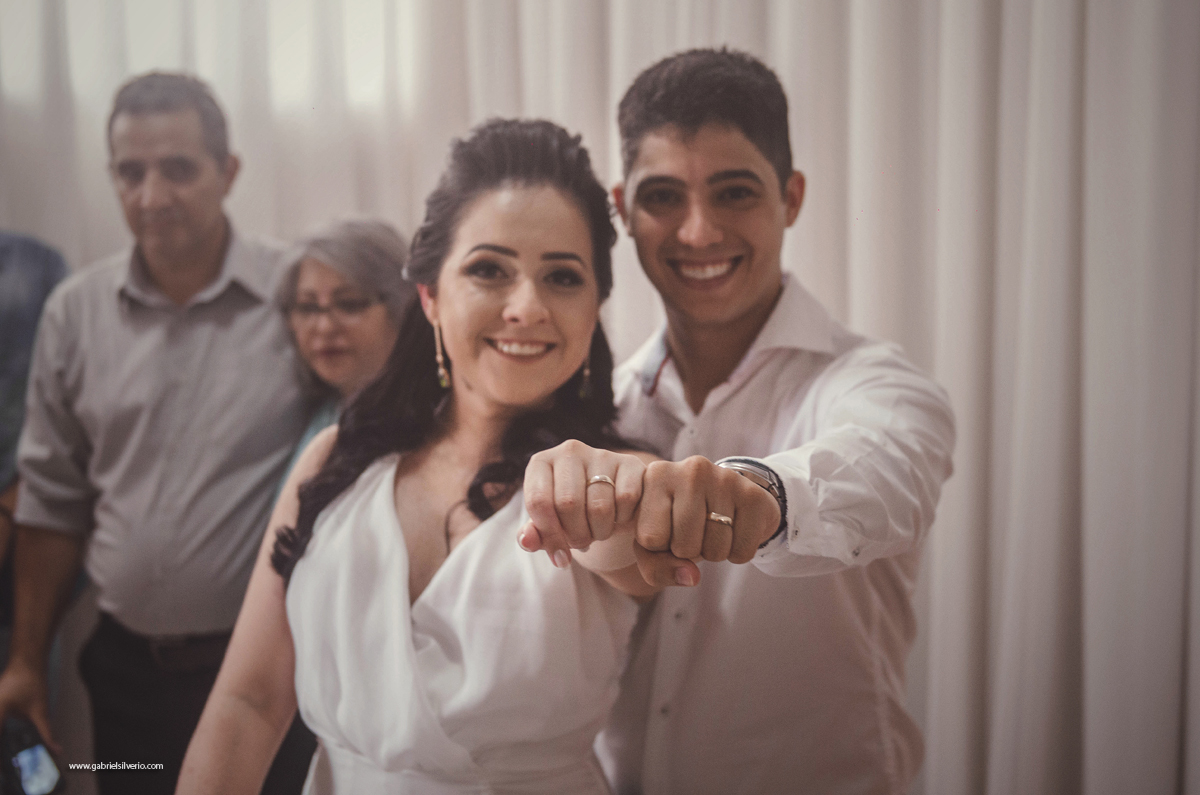 casamento-de-dia-ao-ar-livre-casamento-civil-trash-the-dress-annie-e-evandro-em-vilhena-ro-fotografado-por-gabriel-silvério-@gabrielsilveriofotografia-fine-art-brasil-casamento-tumblr-na-natureza