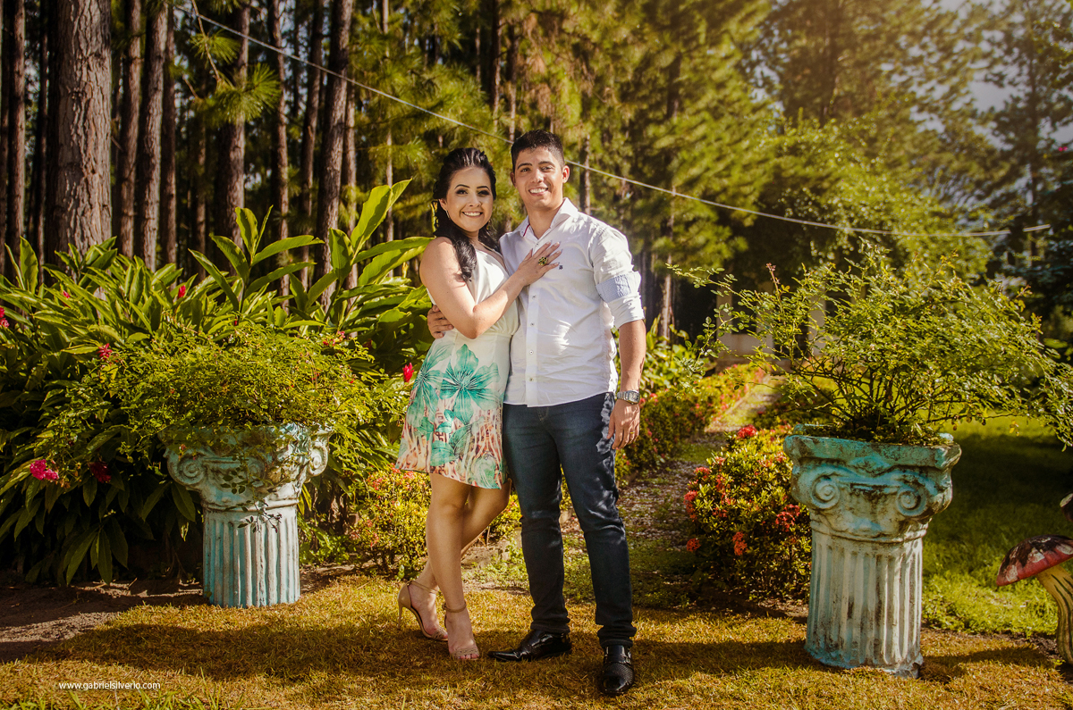 casamento-de-dia-ao-ar-livre-casamento-civil-trash-the-dress-annie-e-evandro-em-vilhena-ro-fotografado-por-gabriel-silvério-@gabrielsilveriofotografia-fine-art-brasil-casamento-tumblr-na-natureza