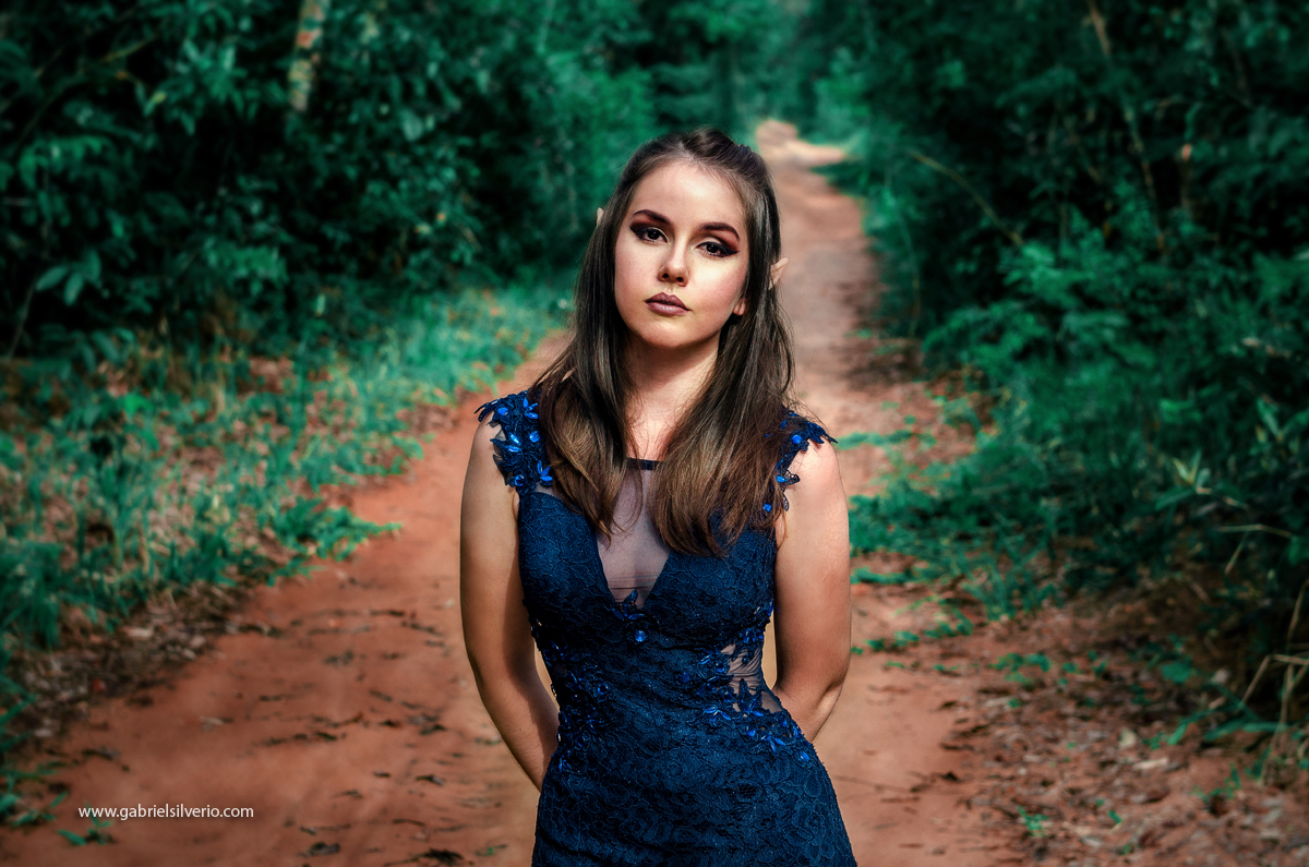 fotos-magicas-surreais-dodge-and-burn-fine-art-brasil-gabriel-silverio-fotografia-fotos-da-gabriele-carrijo-em-vilhena-ro-elfos-elf-magic-fantasy-fotos-na-floresta-magica