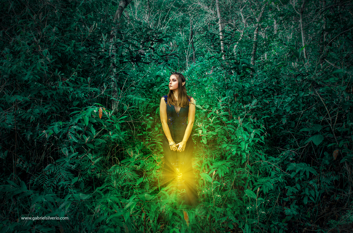 fotos-magicas-surreais-dodge-and-burn-fine-art-brasil-gabriel-silverio-fotografia-fotos-da-gabriele-carrijo-em-vilhena-ro-elfos-elf-magic-fantasy-fotos-na-floresta-magica