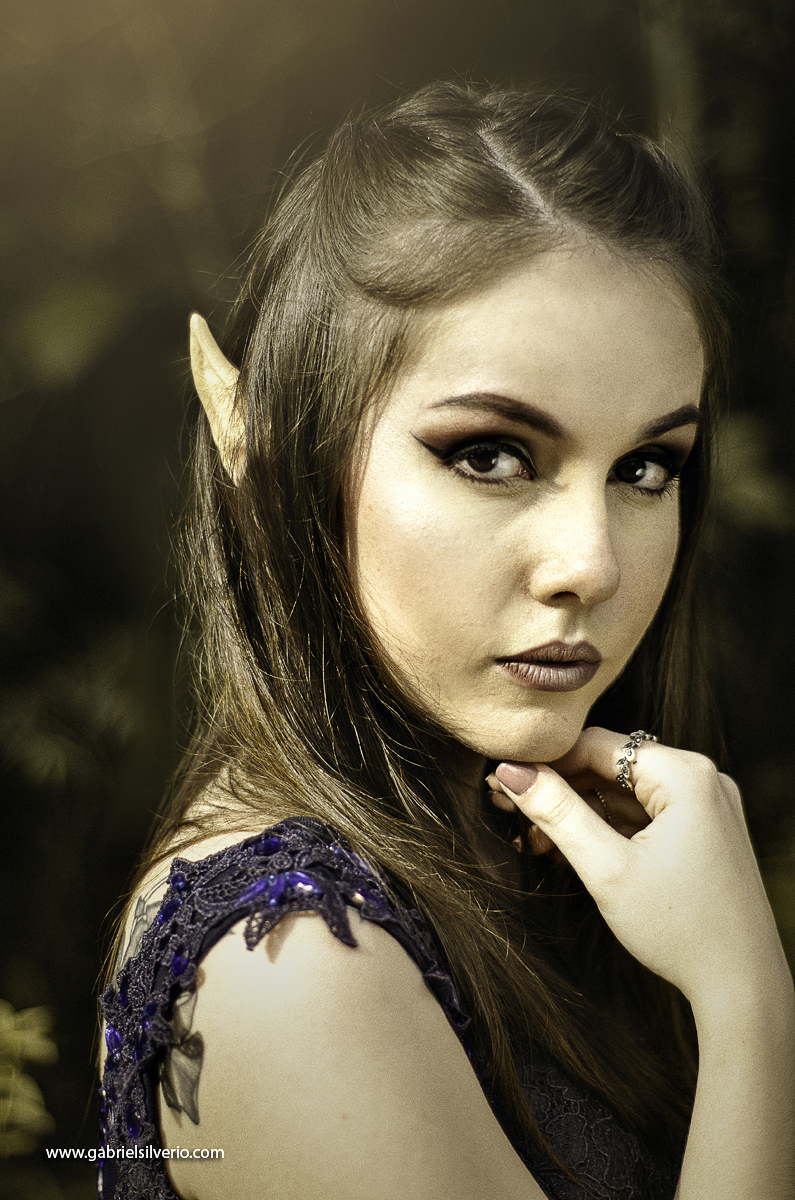 fotos-magicas-surreais-dodge-and-burn-fine-art-brasil-gabriel-silverio-fotografia-fotos-da-gabriele-carrijo-em-vilhena-ro-elfos-elf-magic-fantasy-fotos-na-floresta-magica