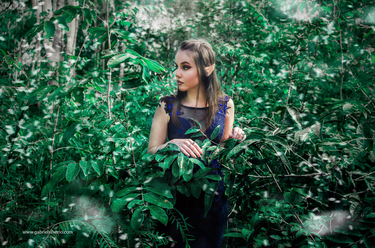 fotos-magicas-surreais-dodge-and-burn-fine-art-brasil-gabriel-silverio-fotografia-fotos-da-gabriele-carrijo-em-vilhena-ro-elfos-elf-magic-fantasy-fotos-na-floresta-magica