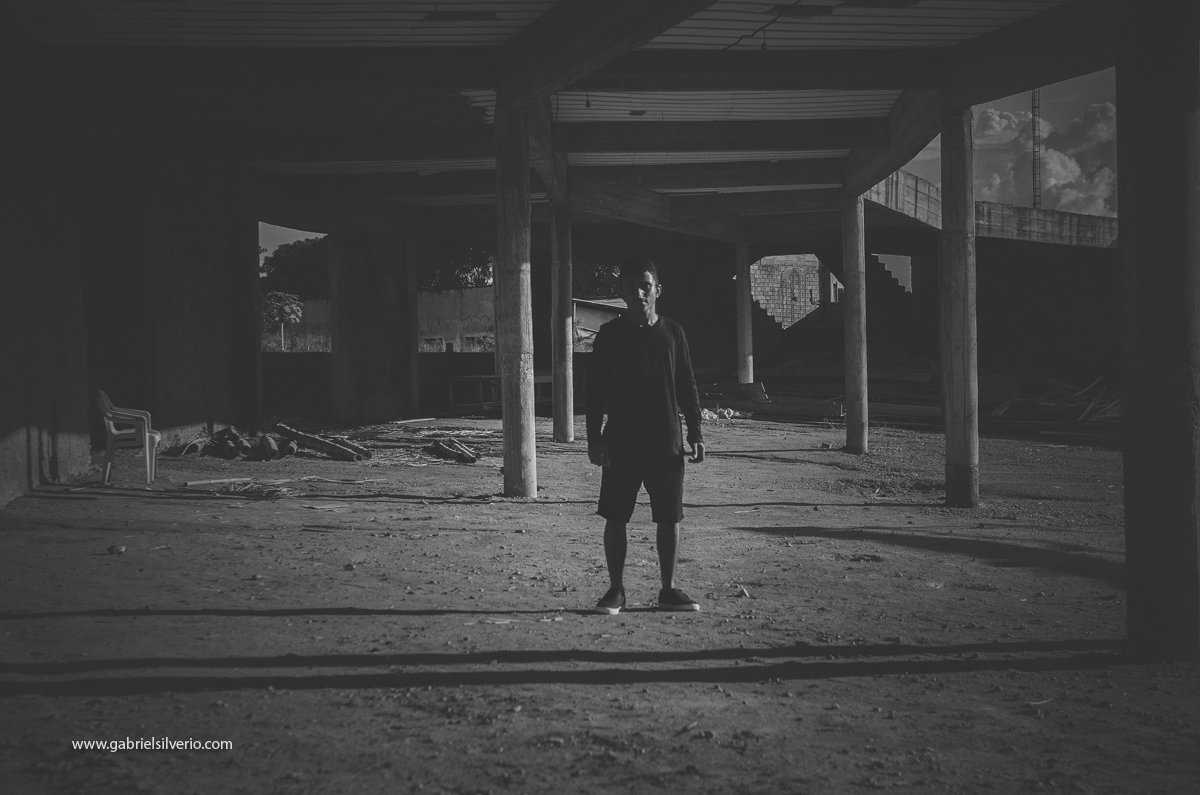 fotos-street-outside-session-miguel-melo-em-ariquemes-ro-fotografado-por-gabriel-sulverio-fotos-tumblr-estilo-grunger-fotos-preto-e-branco-pinterest