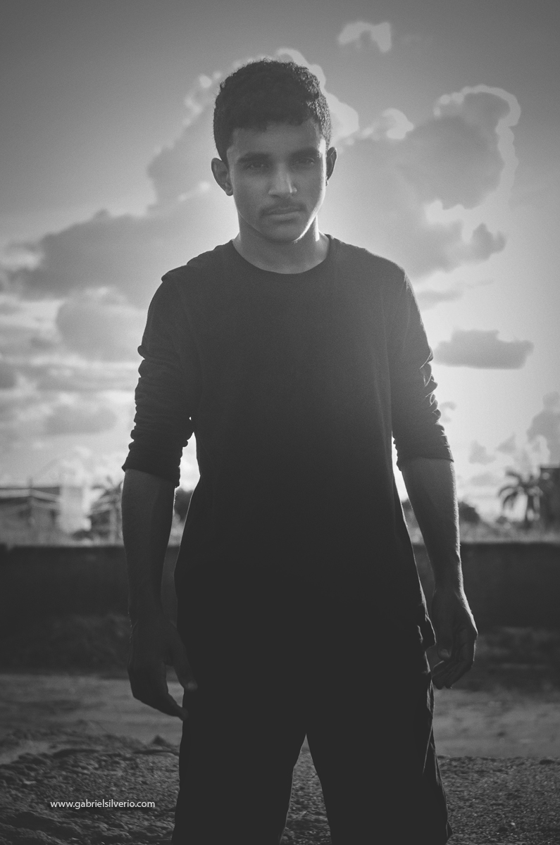 fotos-street-outside-session-miguel-melo-em-ariquemes-ro-fotografado-por-gabriel-sulverio-fotos-tumblr-estilo-grunger-fotos-preto-e-branco-pinterest