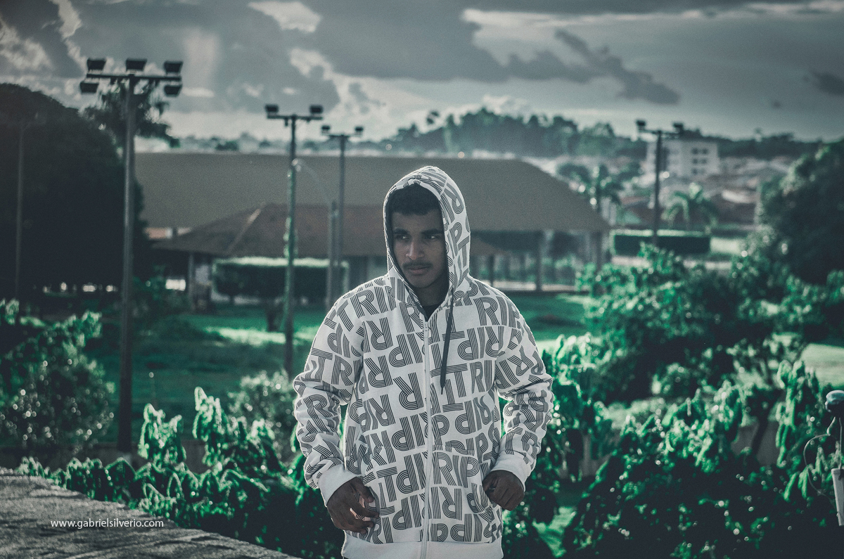 fotos-street-outside-session-miguel-melo-em-ariquemes-ro-fotografado-por-gabriel-sulverio-fotos-tumblr-estilo-grunger-fotos-preto-e-branco-pinterest