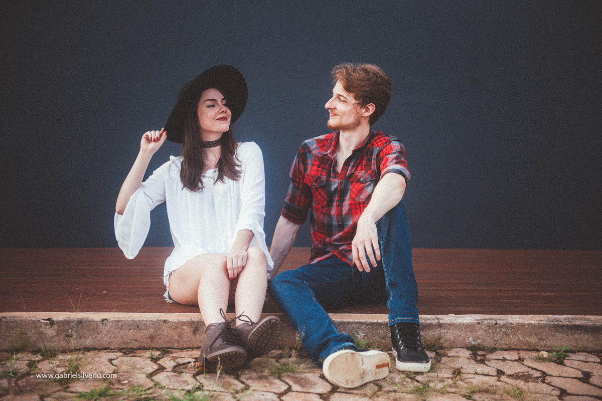 love-session-fotos-de-casal-romantico-casal-tumblr-estilo-hipster-gabriel-silverio-fotografias-gabriele-carrijo-e-bruno-vanzin-vsco-fine-art-brasil-vilhena-ro