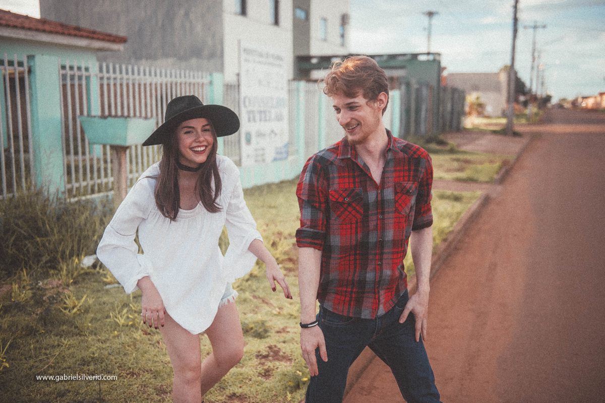 love-session-fotos-de-casal-romantico-casal-tumblr-estilo-hipster-gabriel-silverio-fotografias-gabriele-carrijo-e-bruno-vanzin-vsco-fine-art-brasil-vilhena-ro