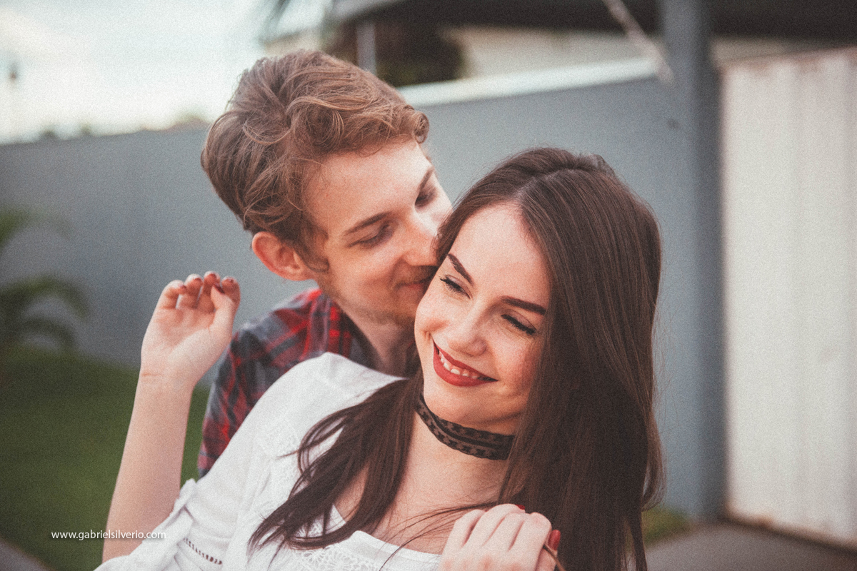love-session-fotos-de-casal-romantico-casal-tumblr-estilo-hipster-gabriel-silverio-fotografias-gabriele-carrijo-e-bruno-vanzin-vsco-fine-art-brasil-vilhena-ro