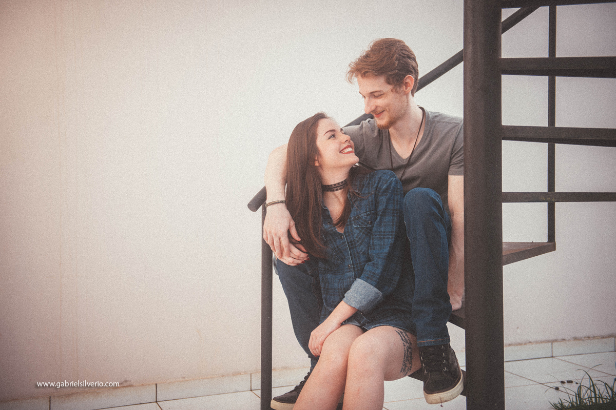 love-session-fotos-de-casal-romantico-casal-tumblr-estilo-hipster-gabriel-silverio-fotografias-gabriele-carrijo-e-bruno-vanzin-vsco-fine-art-brasil-vilhena-ro