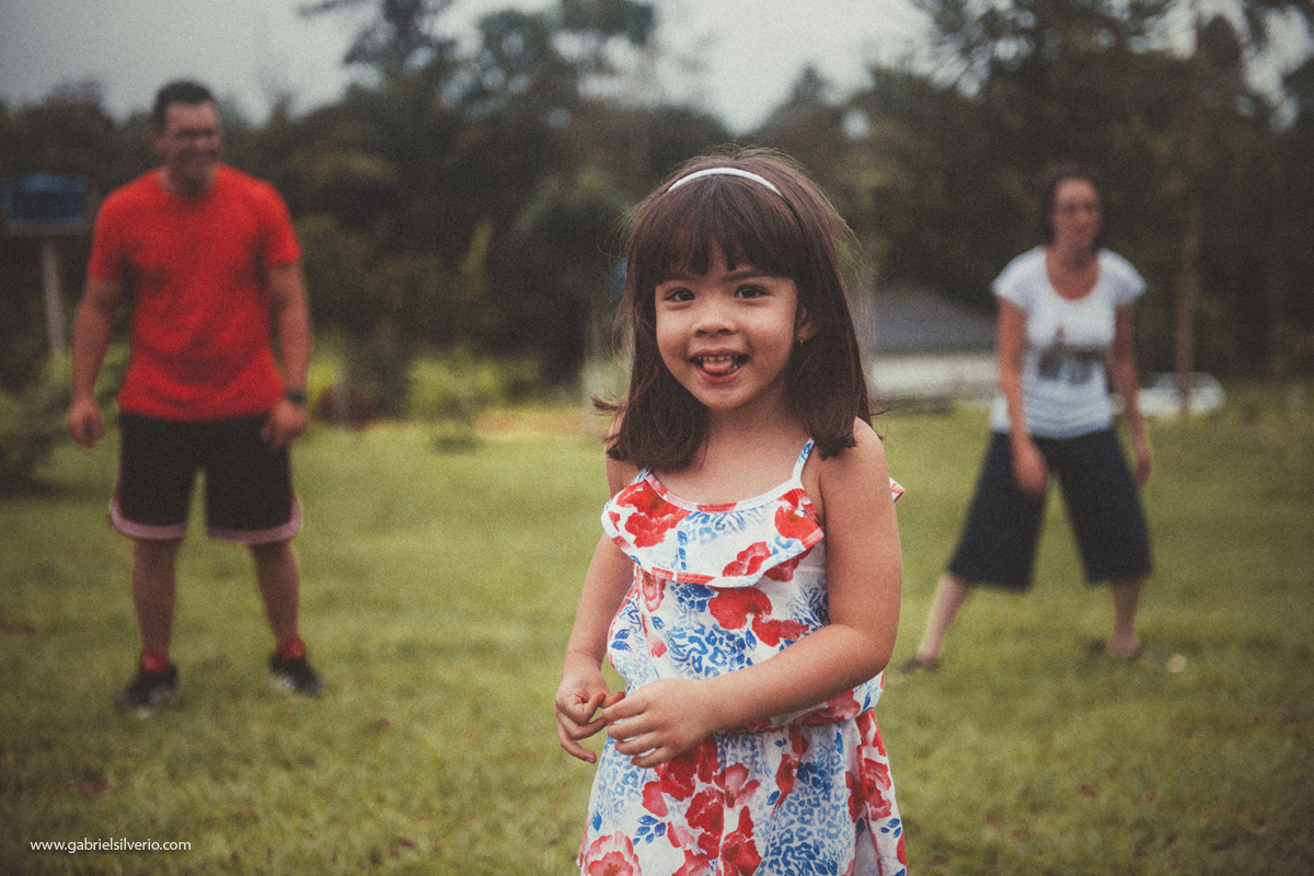 fotos-de-familias-asiaticas-familias-felizes-avós-filhos-e-netos-familia-de-camiseta-vermelha-shiokawa-por-gabriel-silvério-fotografias-vilhena-rondonia-familia-tumblr