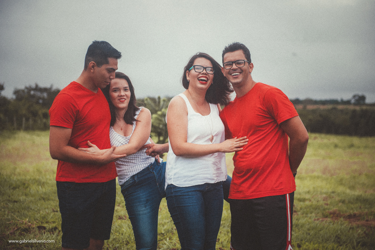 fotos-de-familias-asiaticas-familias-felizes-avós-filhos-e-netos-familia-de-camiseta-vermelha-shiokawa-por-gabriel-silvério-fotografias-vilhena-rondonia-familia-tumblr