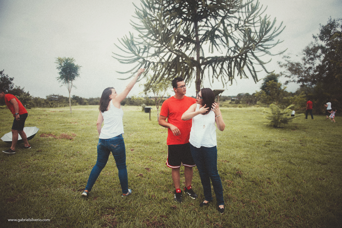 fotos-de-familias-asiaticas-familias-felizes-avós-filhos-e-netos-familia-de-camiseta-vermelha-shiokawa-por-gabriel-silvério-fotografias-vilhena-rondonia-familia-tumblr