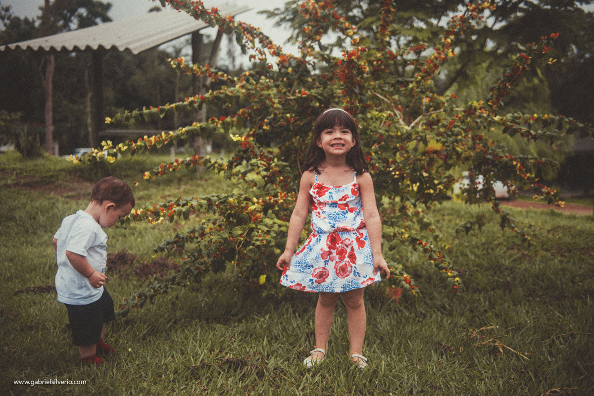 fotos-de-familias-asiaticas-familias-felizes-avós-filhos-e-netos-familia-de-camiseta-vermelha-shiokawa-por-gabriel-silvério-fotografias-vilhena-rondonia-familia-tumblr